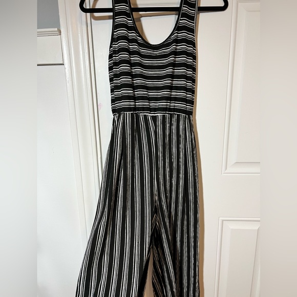 Pant suit - Picture 3 of 3